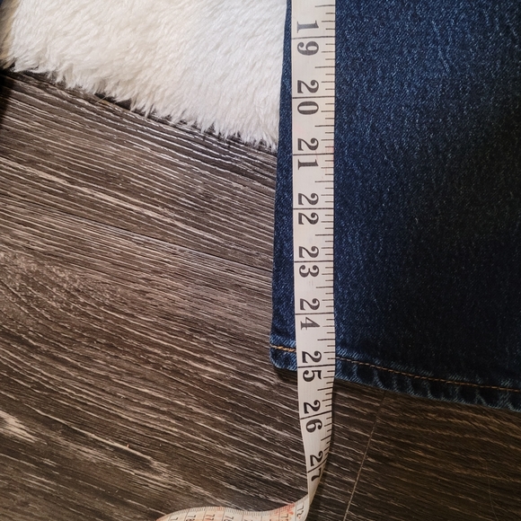 Levi's Wedgie Straight Fit Dark Wash Sz W26 x L26 - Picture 7 of 9